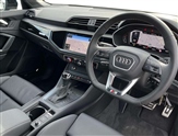 Audi Q3 Image 6