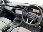 Audi Q3 Image 6