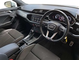 Audi Q3 Image 6