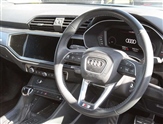 Audi Q3 Image 6