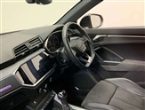 Audi Q3 Image 2