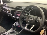 Audi Q3 Image 6