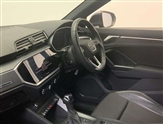 Audi Q3 Image 2