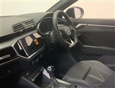 Audi Q3 Image 2