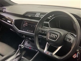 Audi Q3 Image 6