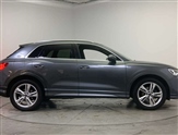 Audi Q3 Image 4