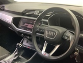 Audi Q3 Image 6
