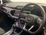 Audi Q3 Image 6