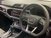 Audi Q3 Image 6