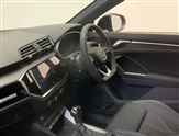 Audi Q3 Image 2