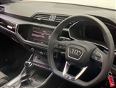 Audi Q3 Image 6