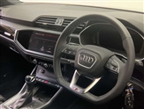 Audi Q3 Image 6