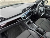 Audi Q3 Image 2