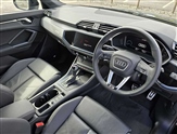 Audi Q3 Image 6