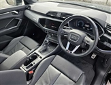 Audi Q3 Image 6