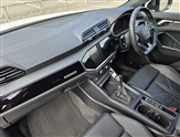 Audi Q3 Image 2