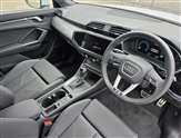 Audi Q3 Image 6