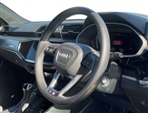 Audi Q3 Image 6
