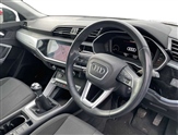 Audi Q3 Image 6