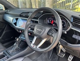 Audi Q3 Image 6