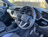 Audi Q3 Image 6