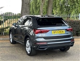 Audi Q3 Image 3