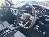 Audi Q3 Image 6