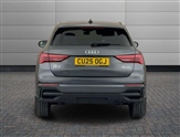 Audi Q3 Image 6