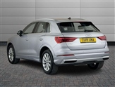 Audi Q3 Image 2