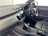 Audi Q3 Image 2