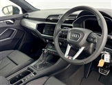 Audi Q3 Image 6