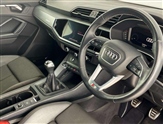 Audi Q3 Image 6