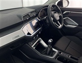 Audi Q3 Image 2