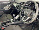 Audi Q3 Image 6