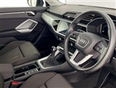 Audi Q3 Image 6