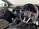 Audi Q3 Image 6