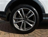 Audi Q3 Image 6