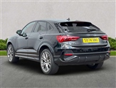 Audi Q3 Image 2