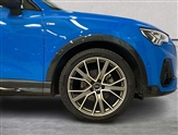Audi Q3 Image 6
