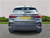 Audi Q3 Image 4