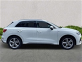 Audi Q3 Image 3