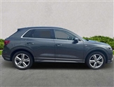 Audi Q3 Image 3
