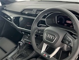 Audi Q3 Image 6