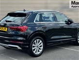 Audi Q3 Image 3