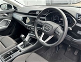 Audi Q3 Image 6