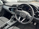 Audi Q3 Image 6