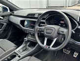 Audi Q3 Image 6