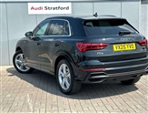 Audi Q3 Image 3