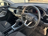 Audi Q3 Image 6