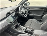 Audi Q3 Image 2